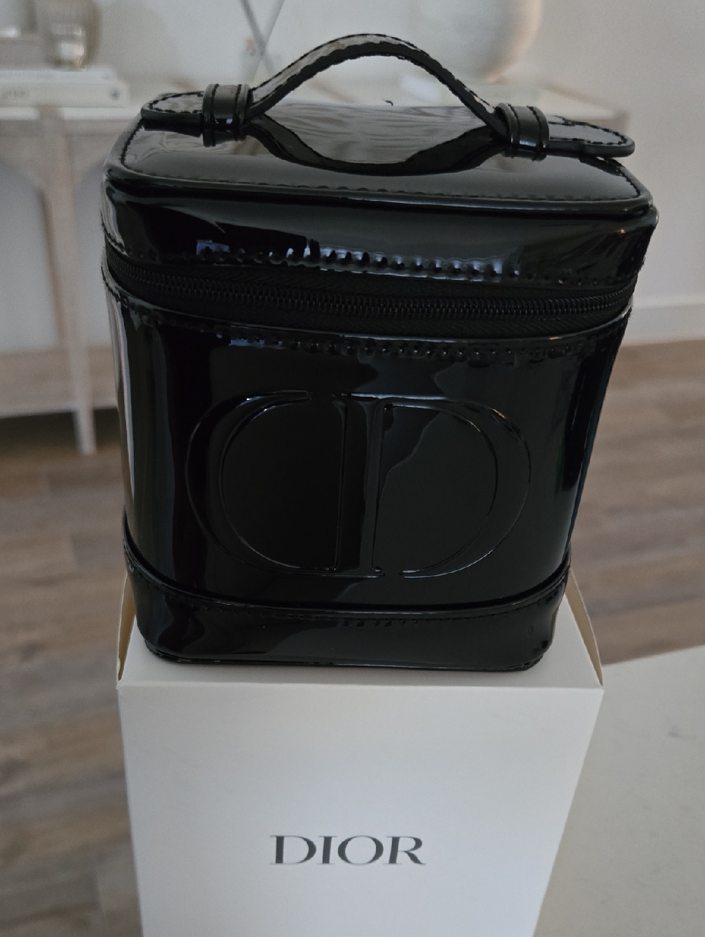 New In Box Never Used DIOR VANITY CASE Black Cosmetic Case Embossed CD Logo 5x4 - Picture 2 of 7